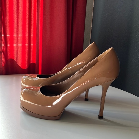 Saint Laurent YSL 37.5 Dark Tan/ Caramel Patent Tribute Pumps - Picture 1 of 4